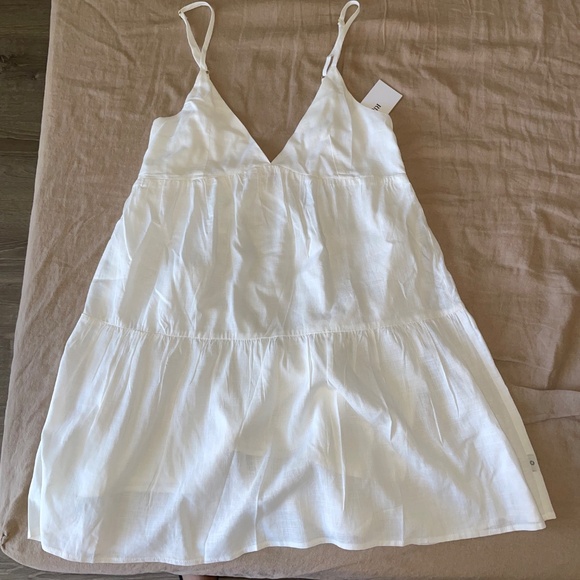 Rhythm Classic Tiered Mini Dress Size S - Picture 5 of 6